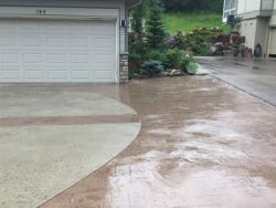1-patriarch-construction-calgary-concrete-contractors-cochrane-driveway-brushed-before-1