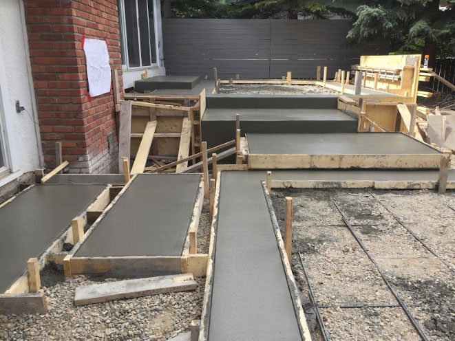 5-patriarch-construction-calgary-concrete-contractors-willowfern-patio-staircase-during