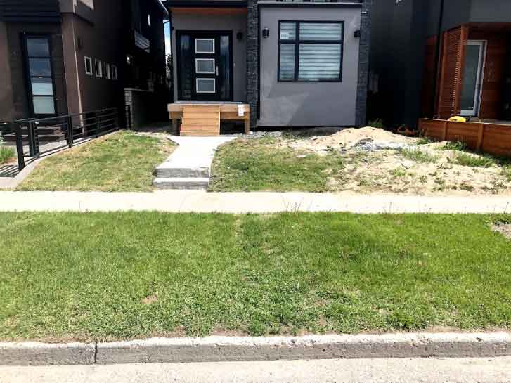 6 patriarch-construction-calgary-concrete-contractors-salisbury-exposed-aggregate-sidewalk-patio-staircase-before