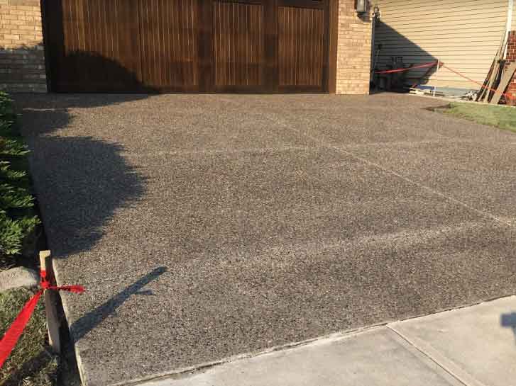 7-patriarch-construction-calgary-concrete-contractors-douglasdale-glen-driveway-exposed-aggregate-after